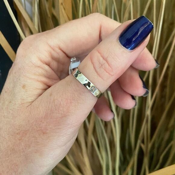 Sterling Silver Hammered 3mm Ring Sizes 6,7,8,9,10 - Picture 1 of 6